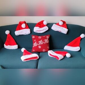 7 Plush Santa Hats